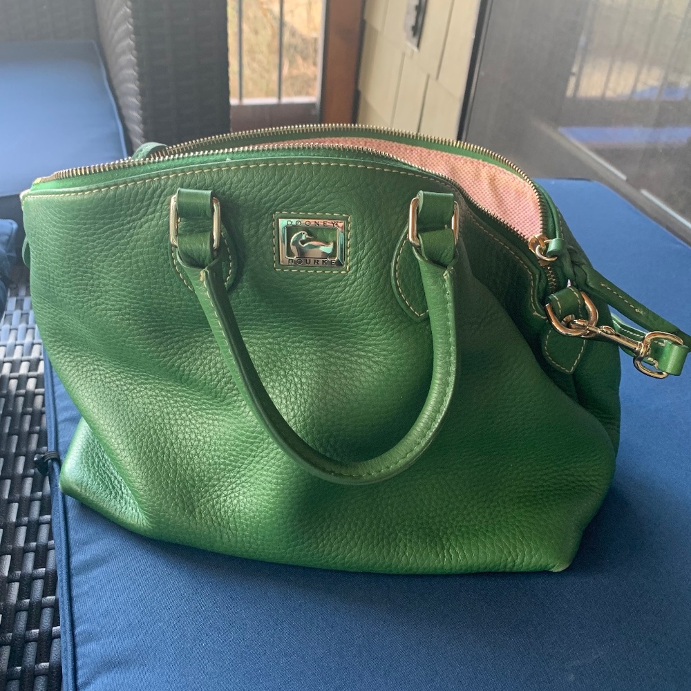 Dooney&bourke green leather handbag